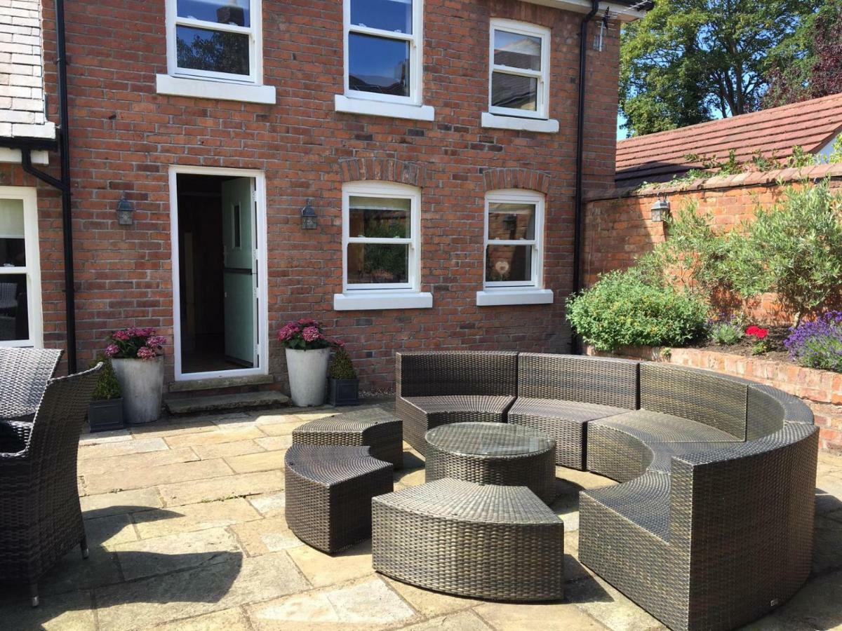 The Coach House Villa Southport Esterno foto