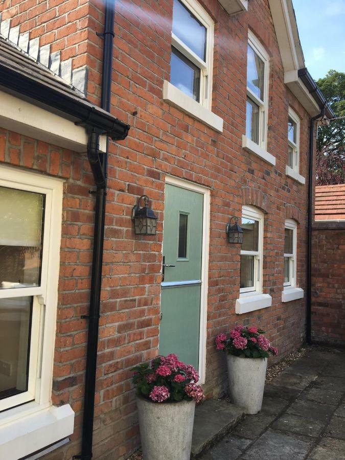 The Coach House Villa Southport Esterno foto